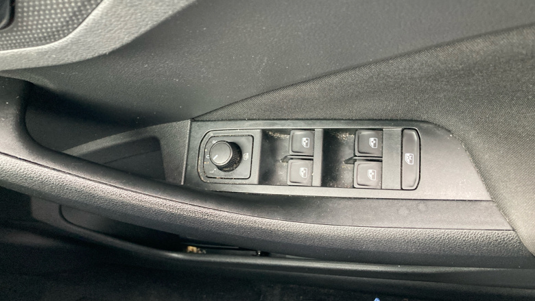 Skoda Kamiq 1.0 TSI 95 SE Drive 5dr Petrol Hatchback